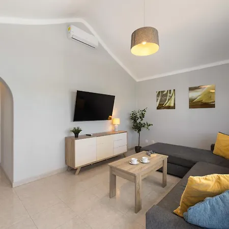 Villa Casa La Graciosa 2a 2 By Escape Puerto del Carmen (Lanzarote)