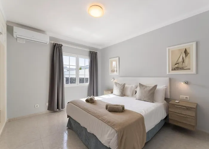 Casa La Graciosa 2a 2 By Escape *