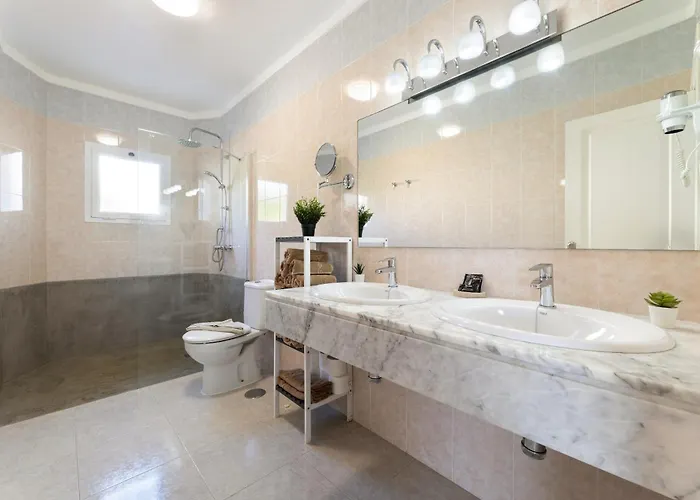 Casa La Graciosa 2a 2 By Escape *